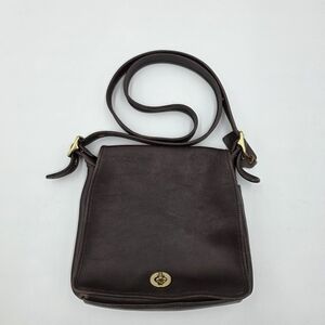 Coach Vintage Brown Leather Shoulder Bag.